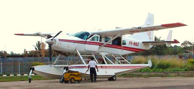 PK-MAO, the float plane I had the privilege to fly for 4 years.

I spent 7 of my 20 years flying floatplanes. The rest of my float time was in a TU206 with straight and amphib floats.